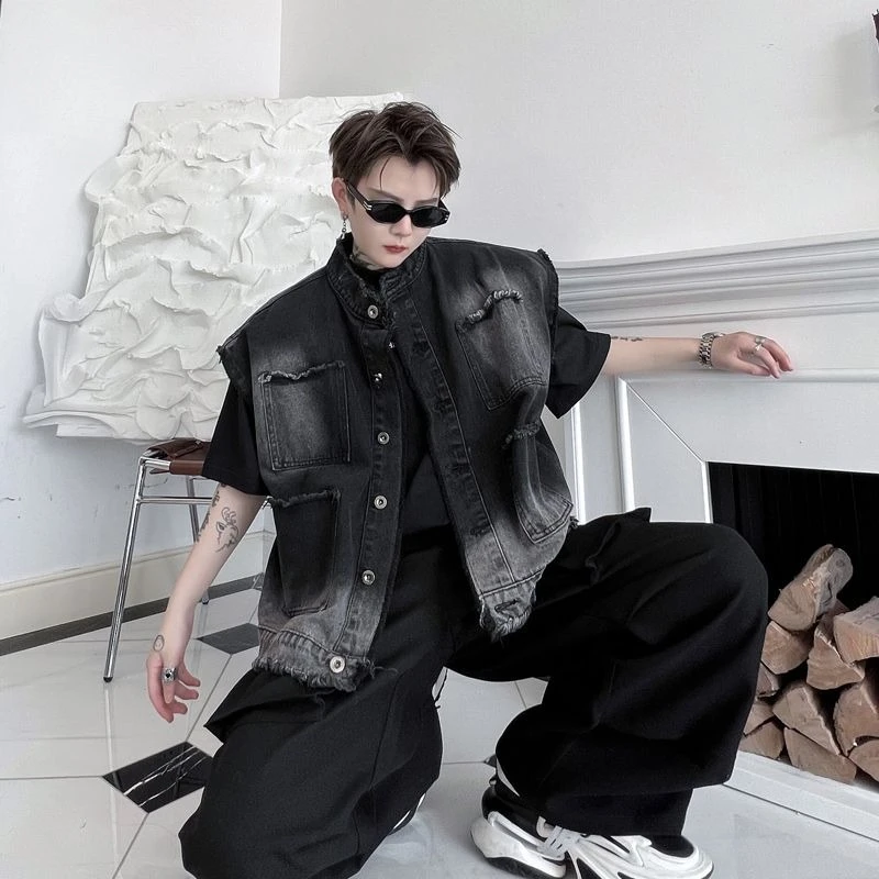 Men's Retro Washed Denim Vest Boho Style Distressed Jacket with Frayed Edges Lightweight for Spring Summer Outdoor Activities​