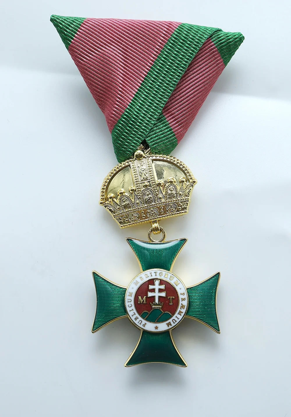 

Королевский Венгерский Орден Святого Стивен Рыцарского Креста