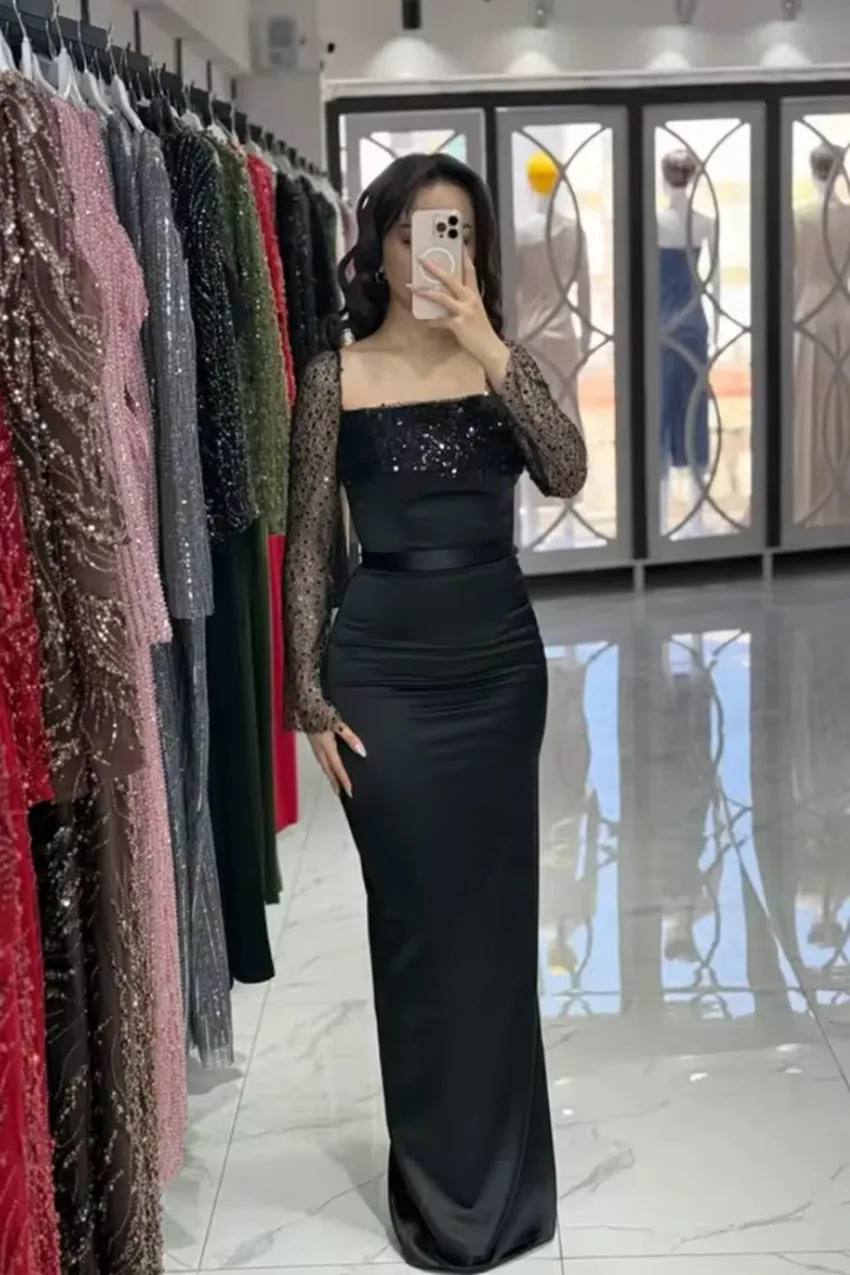 Maßgeschneiderte Spitze-Glitzer-Pailletten-Abschlussballkleider, elegante schwarze Abendkleider mit langen Ärmeln, abnehmbarer Schwanz, formelle Partykleider