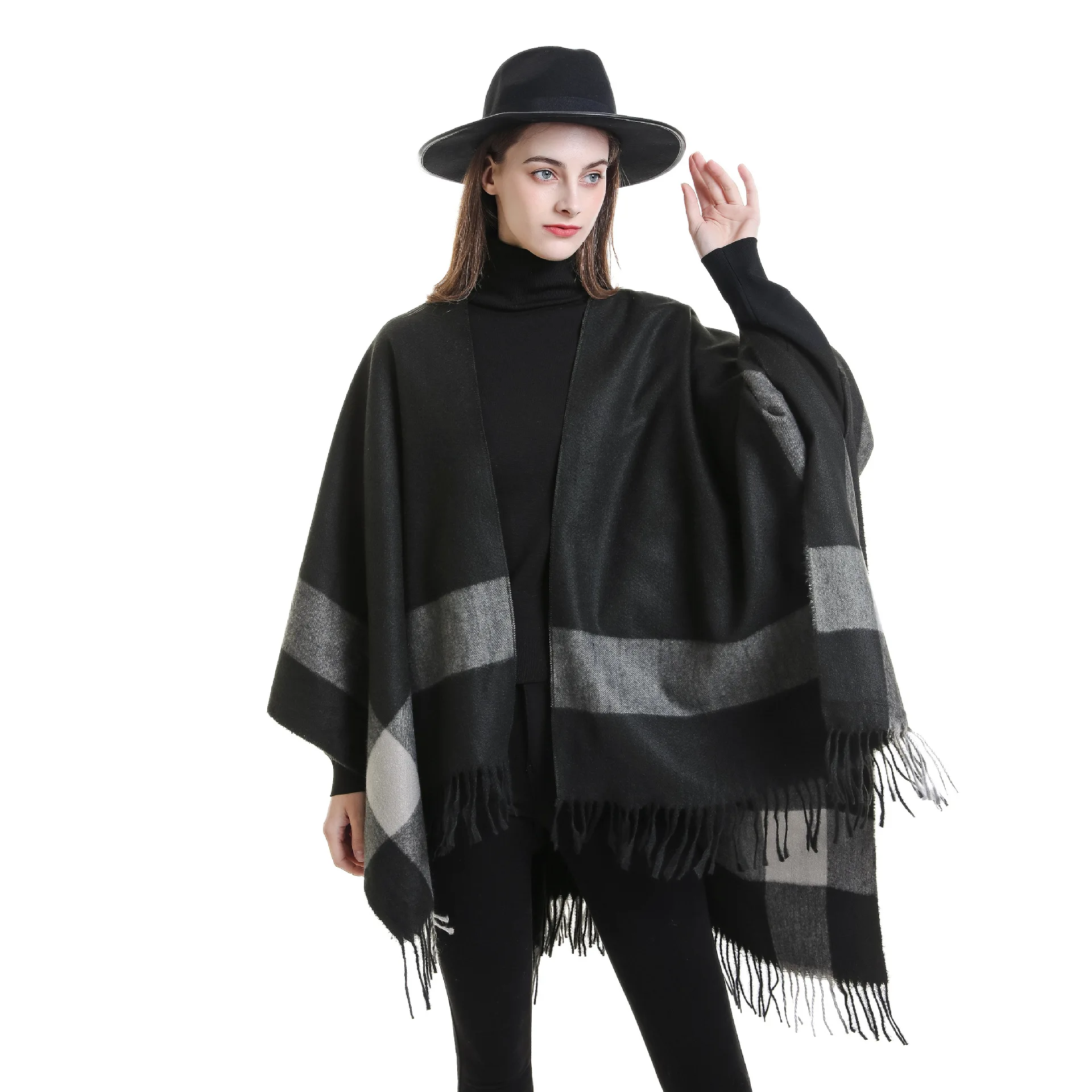 2024 New Gradient Plaid Shawl Outer Cloak Fall and Winter Blanket Warm Tassel Square Scarf Fashion Shawl Poncho Women