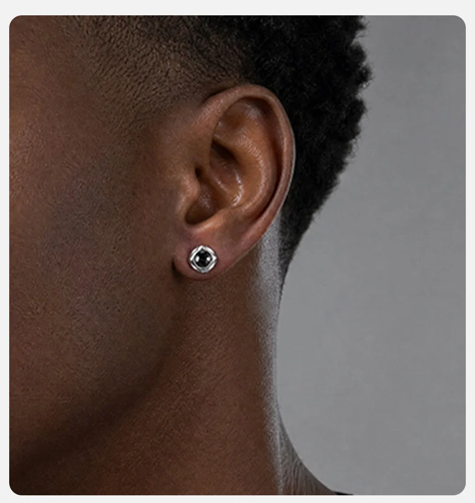 Vnox Ohrstecker für Männer, Edelstahl Vierpunkt-Stern Schwarz Rund CZ Punk Täglicher Piercing-Ohrring Schmuck Geschenk für Ihn – Detail 2