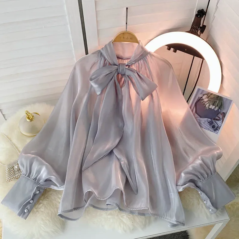 

Spring New Fashion Korean stytle Satin Advanced sense Shirt Female Bow Tie Collar Retro Bubble Long-Sleeved Elegant Blouse D93