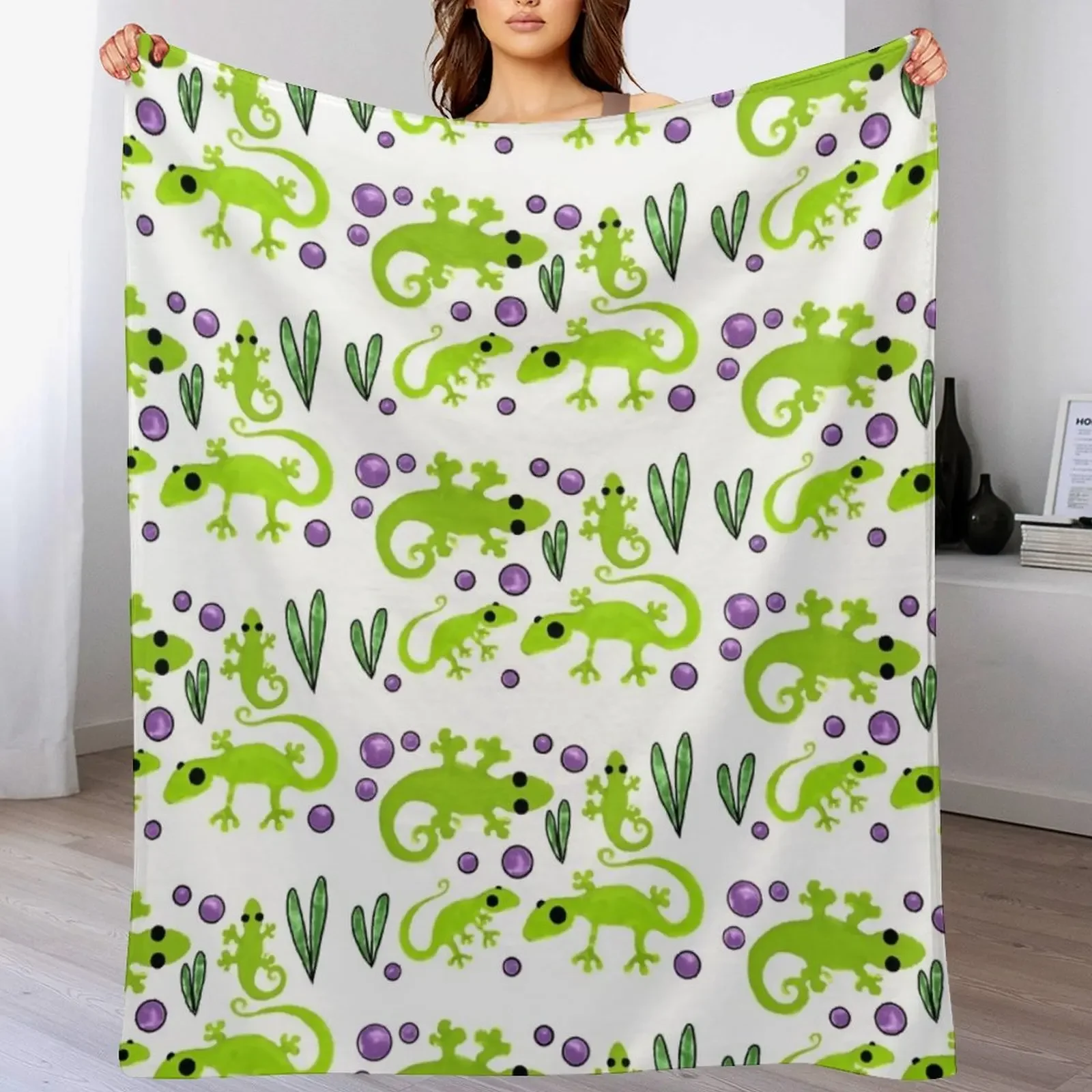 Watercolor Green Gecko Lizard Throw Blanket Modern Design Soft Blanket for Home Decor