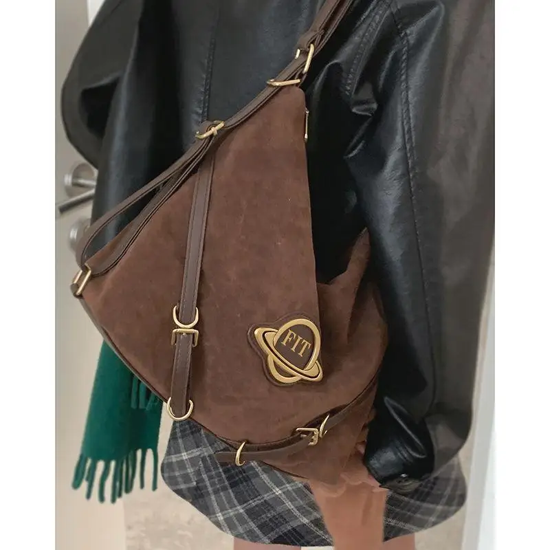 

Корейская большая сумка через плечо в стиле ретро, тренд 2025, рюкзак через плечо большой вместимости, мягкая искусственная кожа с песчаным зерном, повседневная сумка унисекс