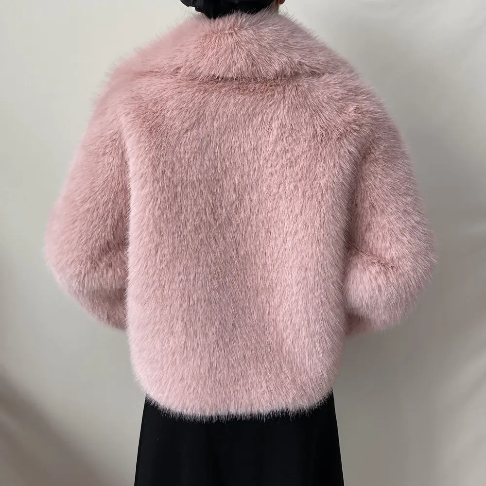 Women's Plus Size Winter Fur Coat Fox Large Lapel Loose Short Top Elegant Warmth for Cold Weather