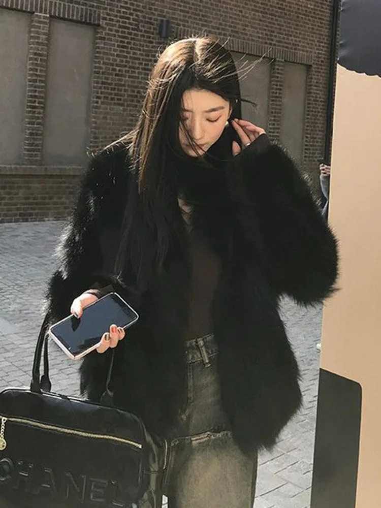 معطف فرو صناعي أبيض حلو للنساء موضة شتاء بأكمام طويلة سترة أنيقة كاجوال كورية بياقة واقفة قطع علوية أنيقة من الثعلب الصناعي #4