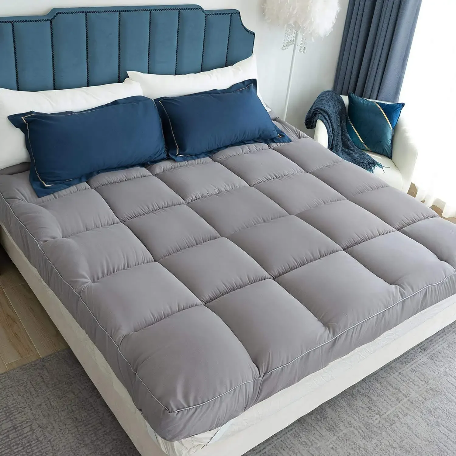 100% Polyester Fibre Thick Sleeping Quilted Fitted Mattress Pads Toppers for Hotels