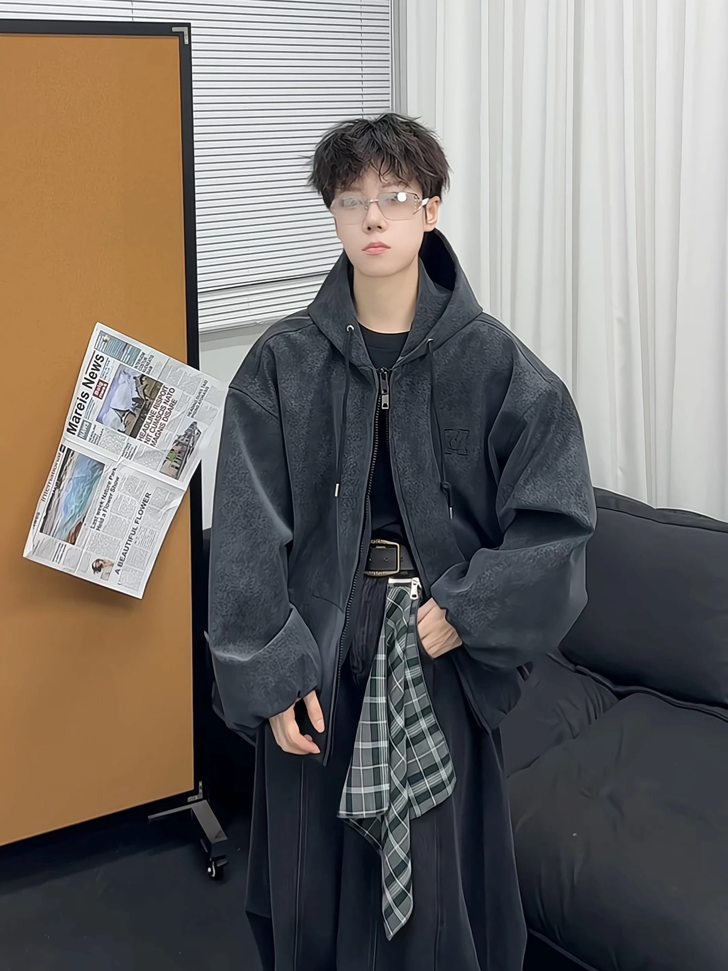 

Bla PU Suede Jaet Men's ort Sle Embroidered Knife Sve Hoodie American Sle Autumn Faionable Wear-resistant Coat