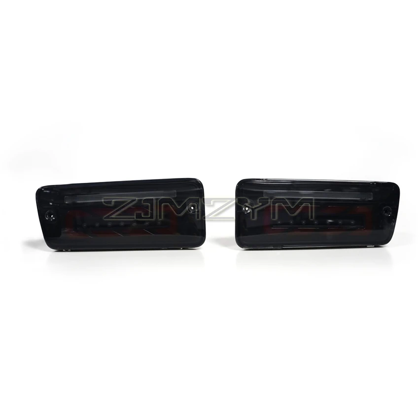 1Pair Rear Bumper Light For Nissan Patrol Y61 1999-2005 Car LED Rear Bumper Light Dynamic Turn Signal Light Tail Lamp Assembly