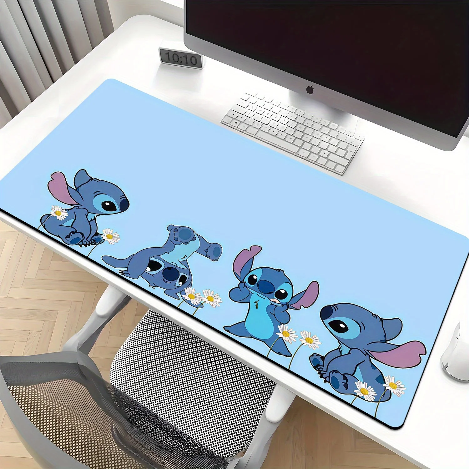 قطعة واحدة من وسادة ماوس ديزني ستيتش ووسادة مكتب - تصميم شخصية كرتونية مع إقحوانات، قاعدة مطاطية غير قابلة للانزلاق، مكتب متعدد الوظائف