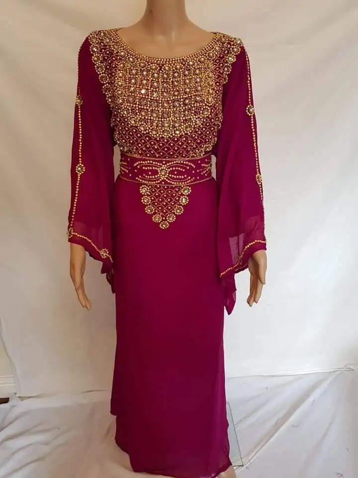 

Boat Neck Kurtas Dubai Kaftan Bell Sleeve Abaya Farasha Wine Red Fit Dress