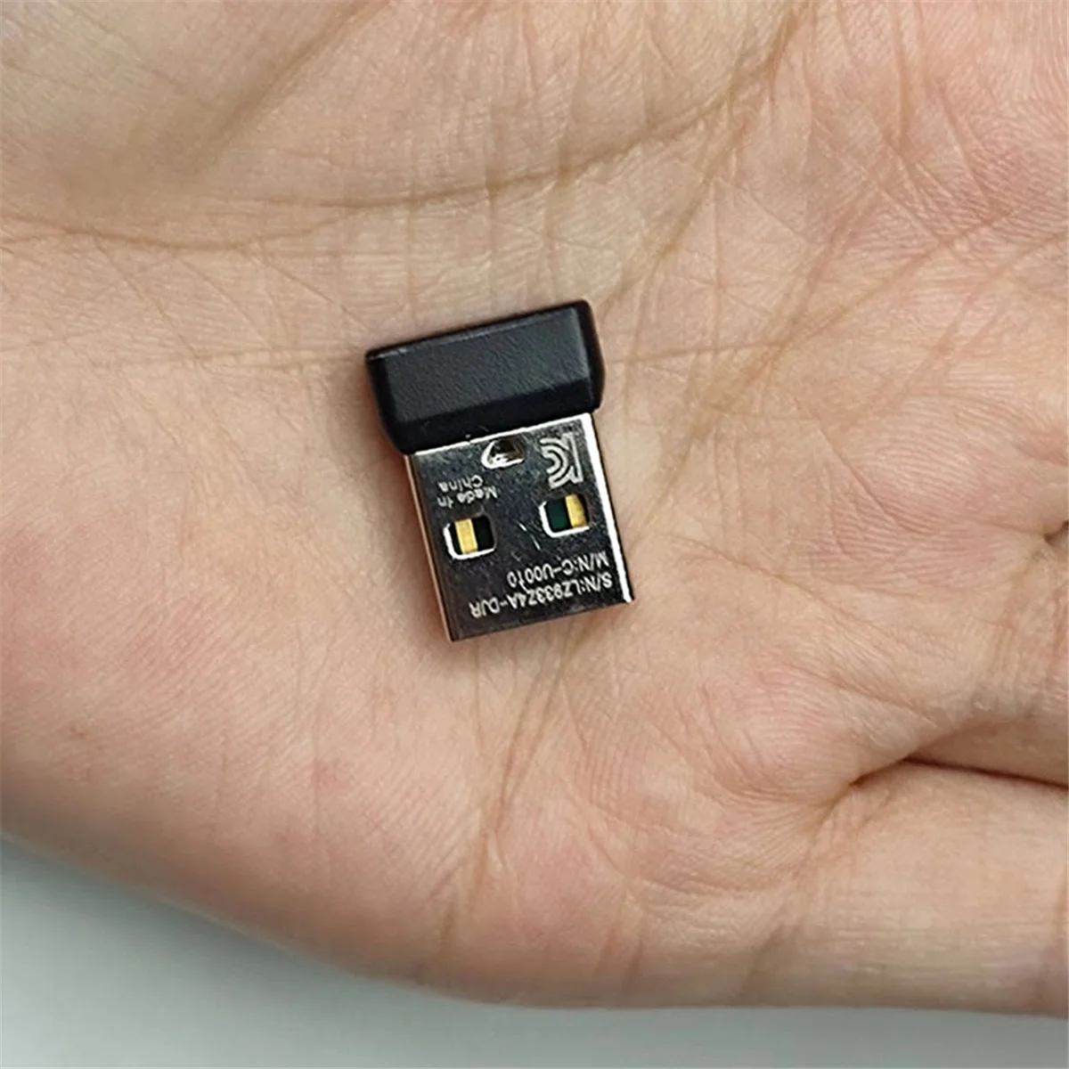 

N33R_USB-приемник для комбинированной клавиатуры с беспроводной мышью Logitech M950/M905