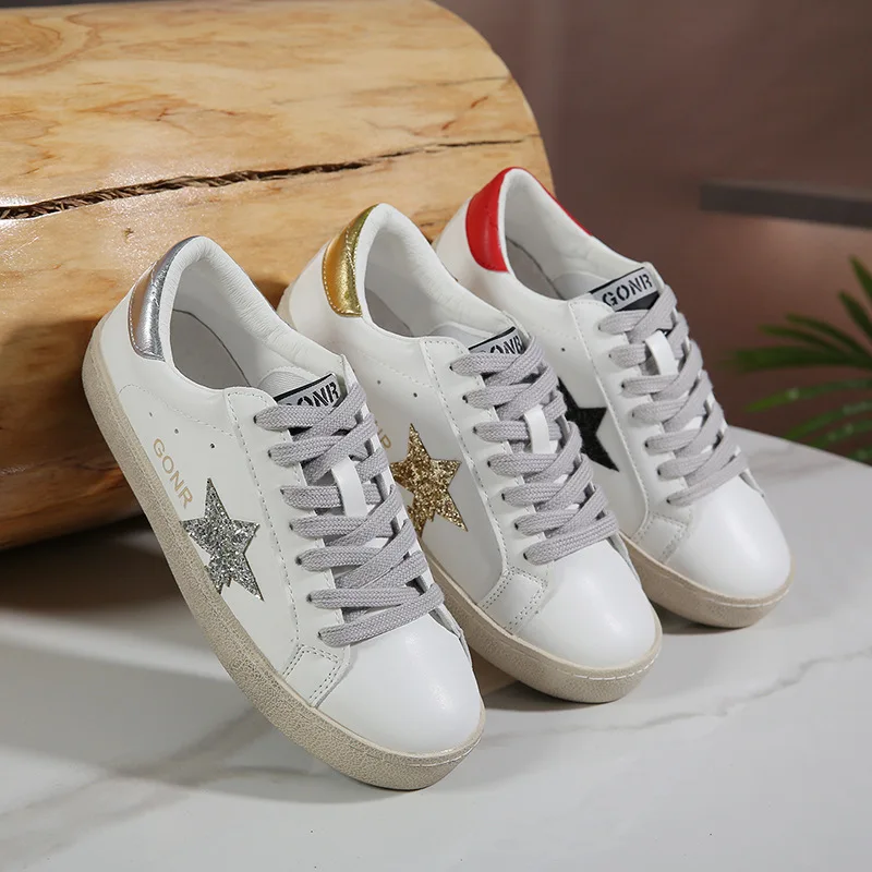 Do old small white shoes Korean version of the hundred street shooting casual star shoes students couple fashion plate shoes