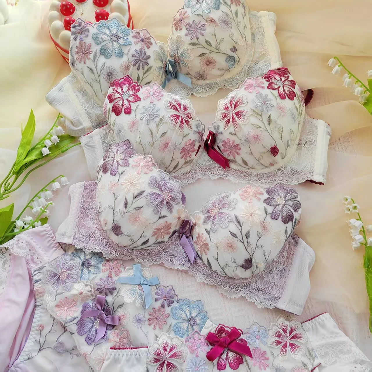 

Нижнее белье большого стального круга, удобный диск в курином сердце, сладкий комплект с тонким кружевным бюстгальтером пуш-ап, женское нижнее белье