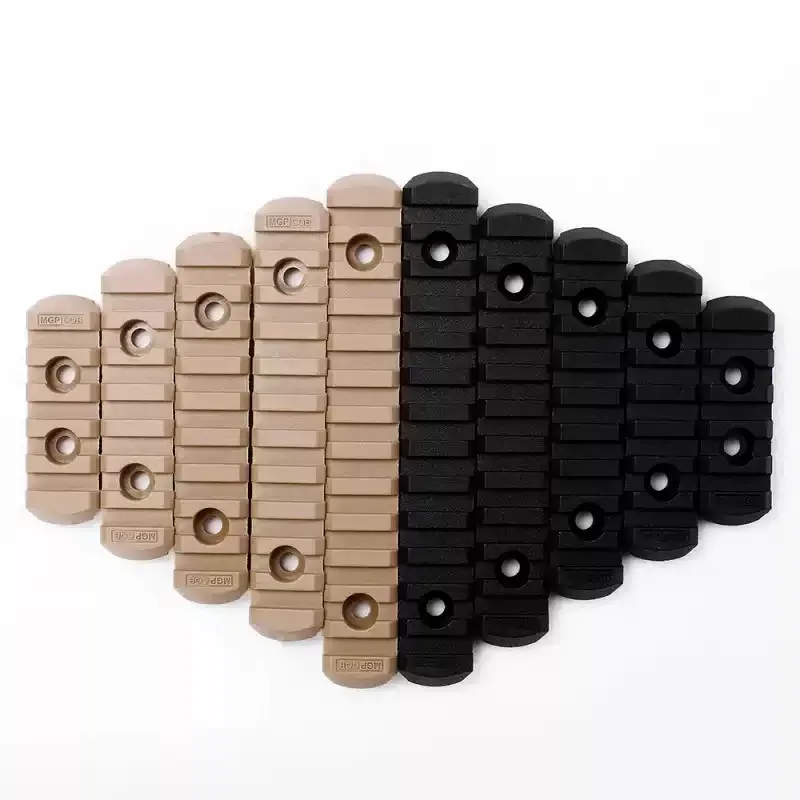 Element M-LOK Carril nylon con tiras de madera en forma de pez - imagen 5