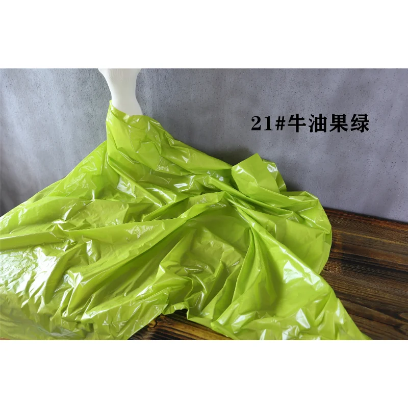 Pearlescence Anti Drill Down Waterproof Fabric Winter Lightweight Bright Vest Down Jacket Designer for Diy Sewing Material Cloth