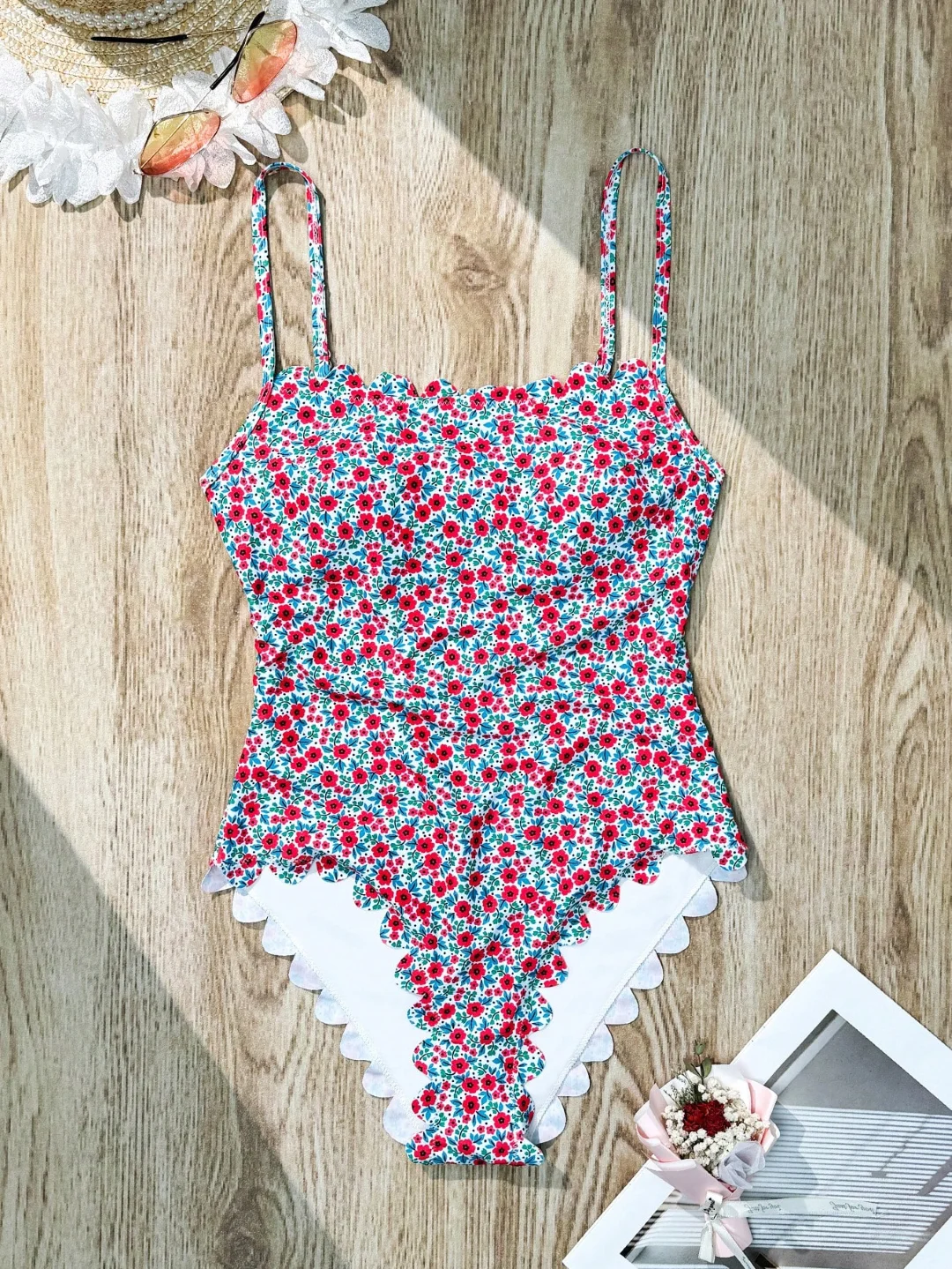 

Bikini floral pattern retro ethnic style youthful vitality swimsuit