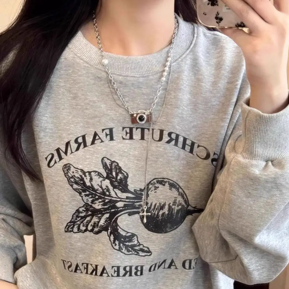 

Vintage Brown Camera Pendant Necklace Retro Khaki Hip-Hop Sweater Necklace Luxury Style Unique Fashion Accessories
