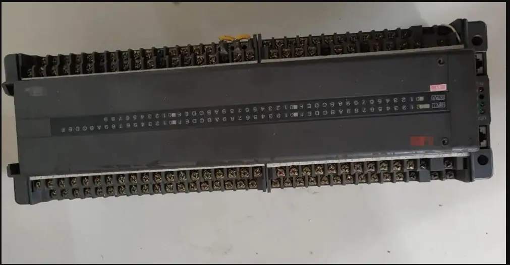 

Used in good condition NB2-P90R3-AC