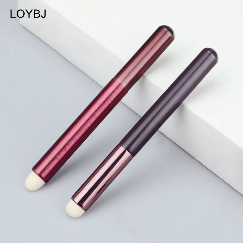 LOYBJ 1Pcs Happyrim Kumo Makeup Brush Mini Lip Brush Round Head Concealer Brush Beauty Cosmetic Natural Blending Brush Maquiagem