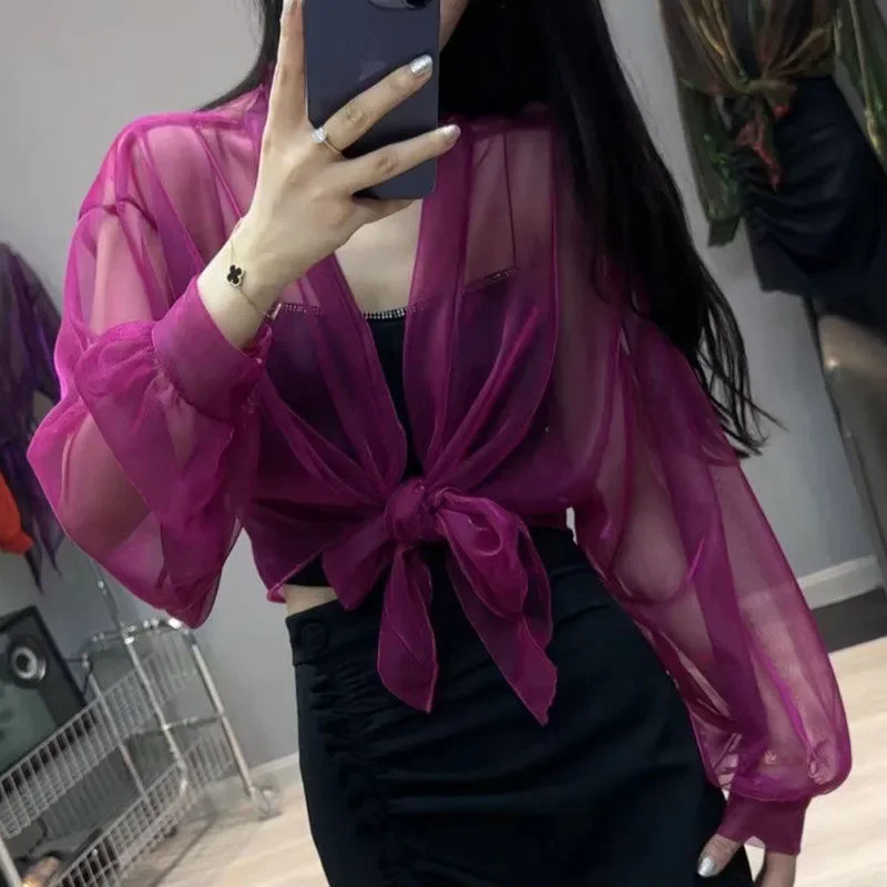 Abbigliamento per la protezione solare alla moda da donna 2025 Estate nuove camicette sottili camicie a maniche lunghe con collo alto allentato solido tutto-fiammifero
