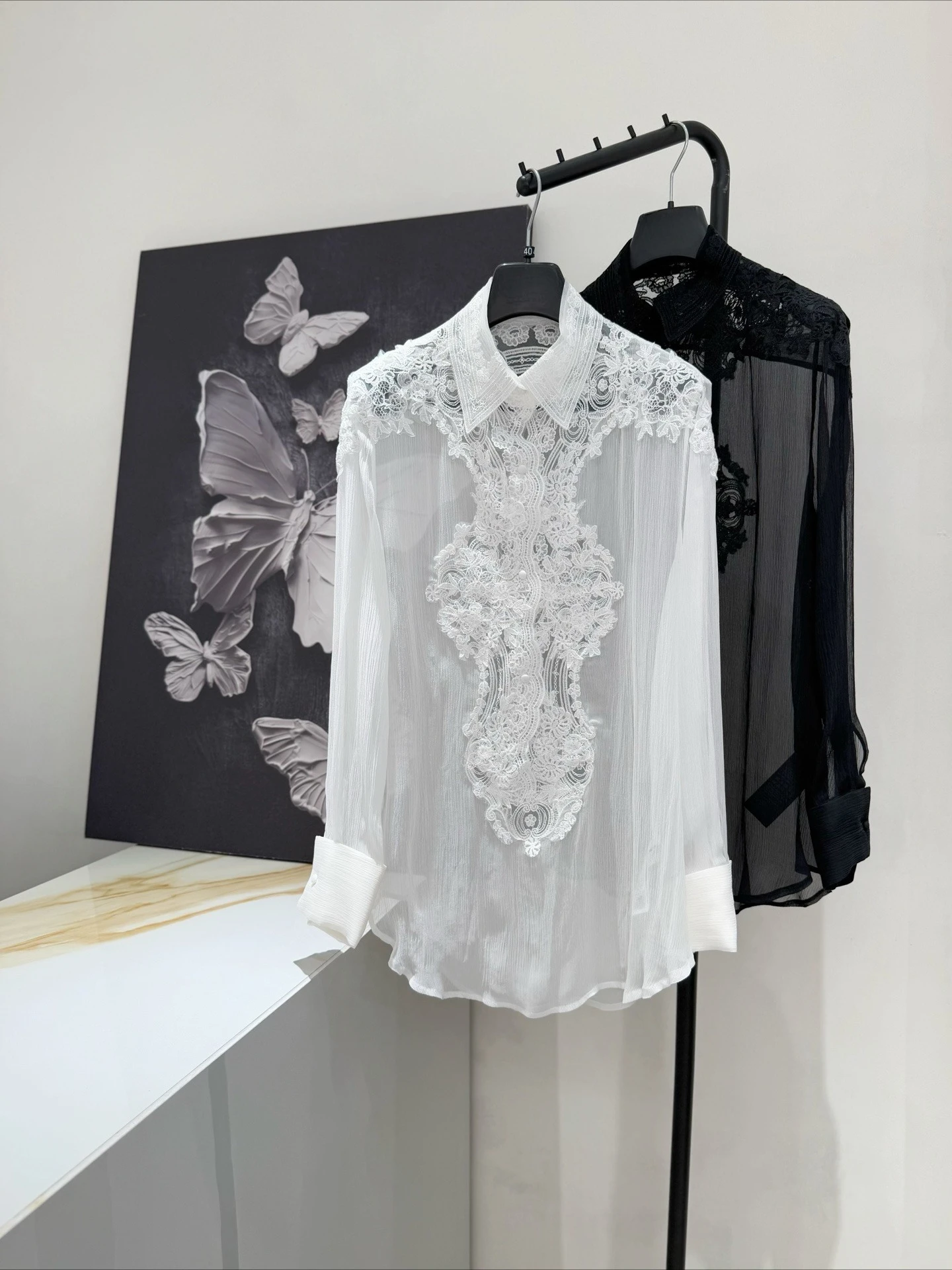 New retro silk lace embroidered lapel single breasted long sleeved women's shirt casual commuting solid color loose top