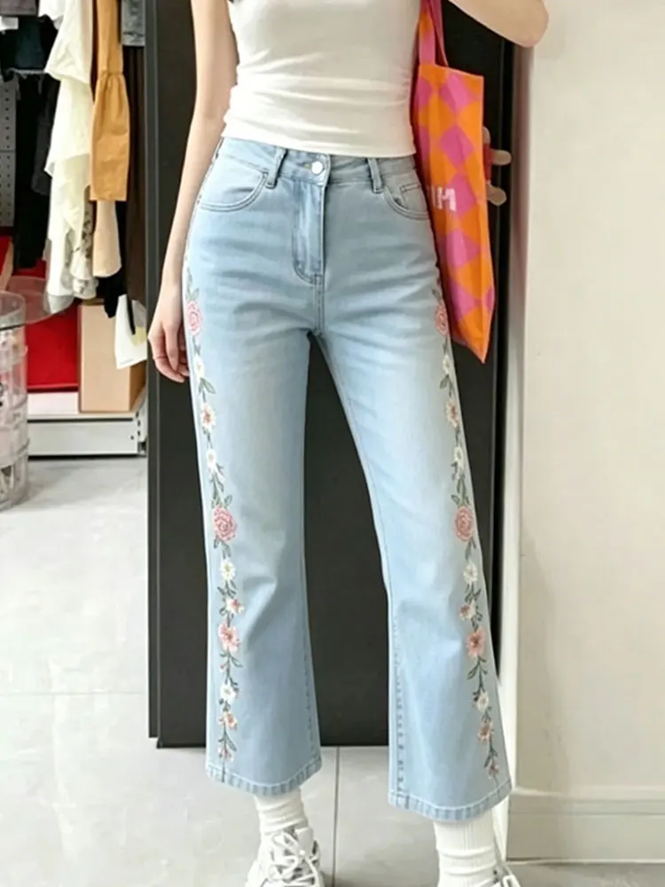 

Summer New Women's High Waist Embroidered Flower Jeans Light Blue Nine Points Slimming Versatile High-End Feeling Denim Pants