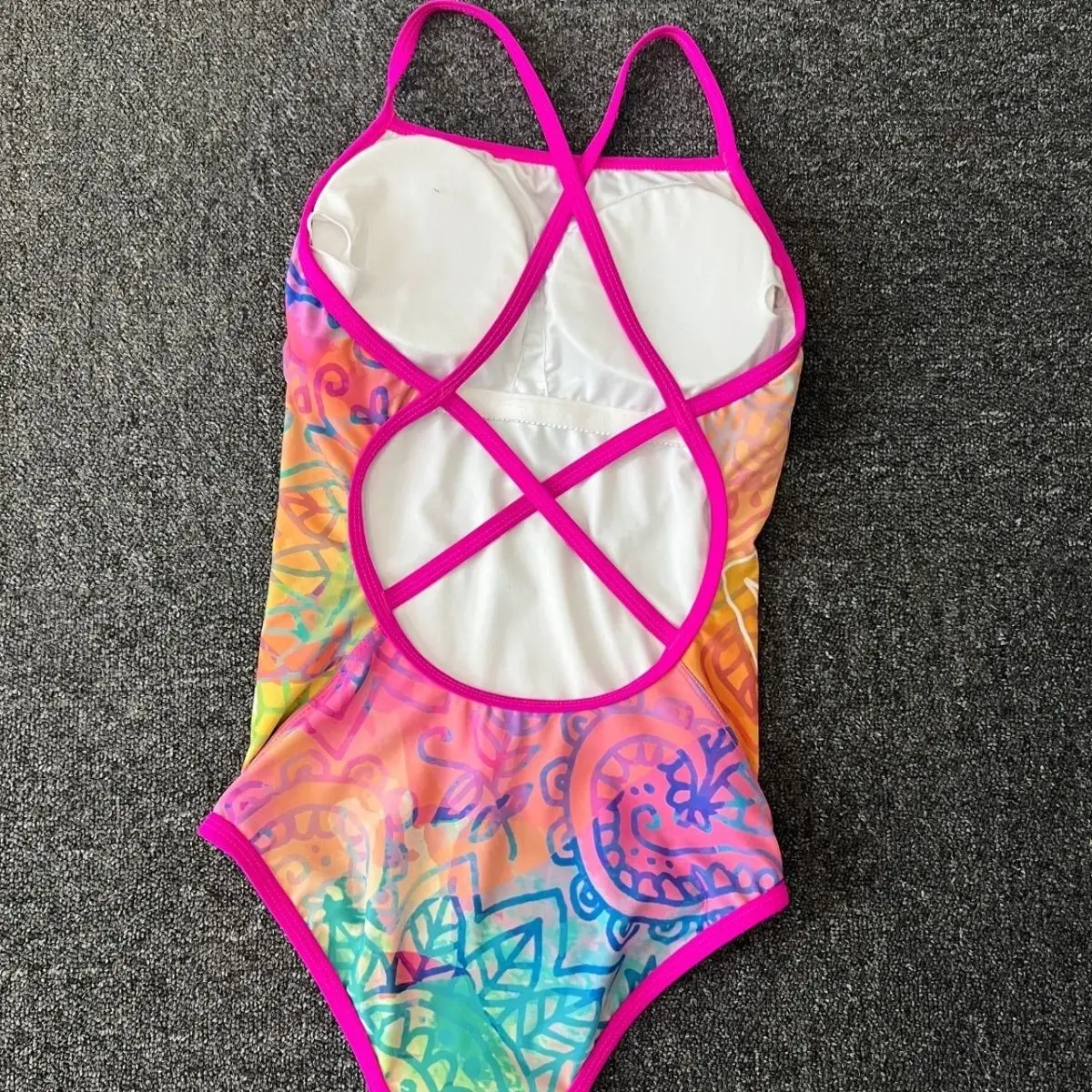 Maillot de bain une pièce pour piscine de course, imprimé graphique de styliste, combinaison mignonne, bikini pour jeunes femmes, mode coréenne, vêtements de plage