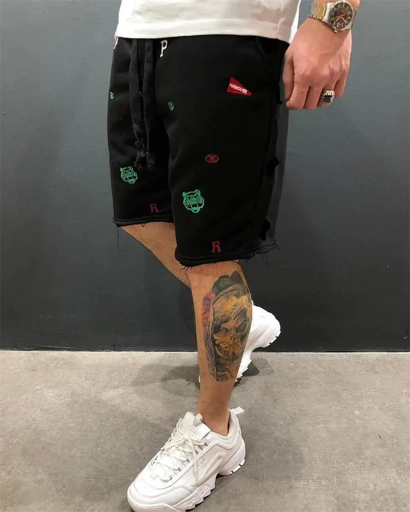 2025 New Spring Summer Men Cargo Shorts Relaxed Fit Breeches Bermuda sports Short Pants cotton Embroider Shorts Men\'s sweatpants