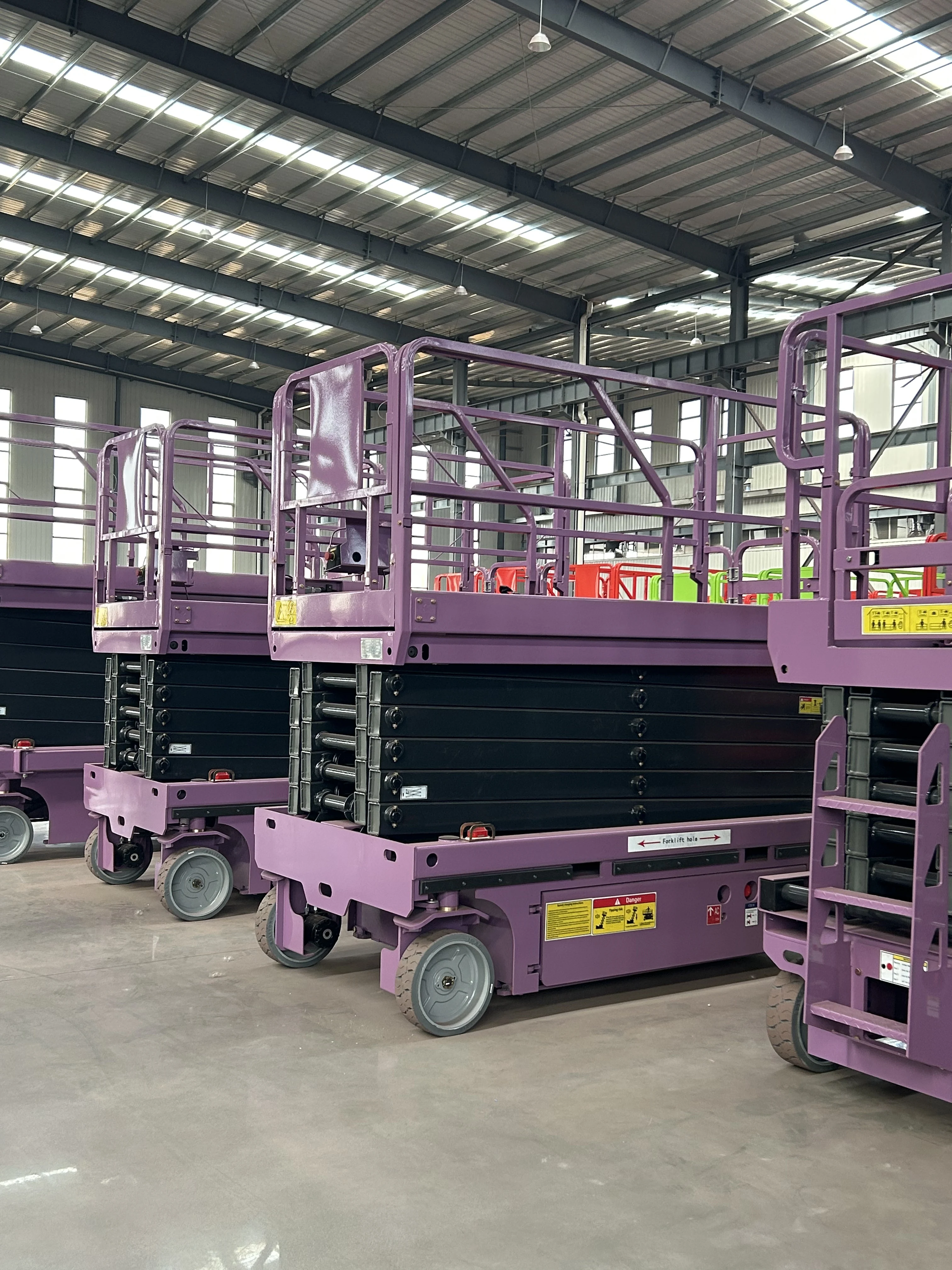 Customized Scissor Lift Hydraulic 6m 12m 14m 10m 8m 16m Mobile Crane Hydraulic Steel