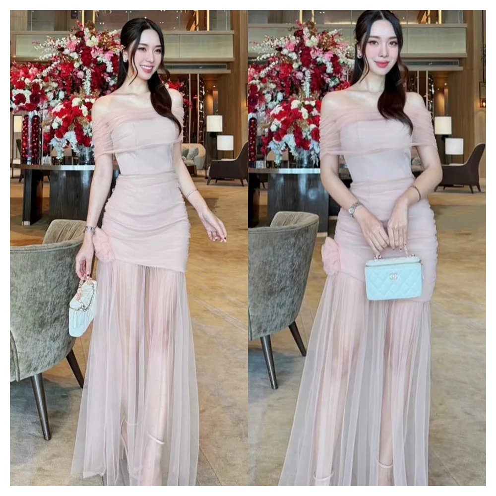 

Customized Graceful Pink Tulle Evening Dress Fashion Boat Neck Off the Shoulder Sleeveless Party Dress Temperament Prom Dress