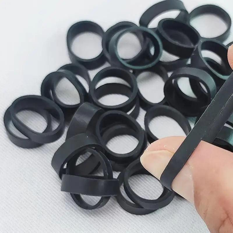 500 stücke schwarze Mini-Gummibänder 15mm x 5mm Gummibänder, die für Schreibwaren der Büros chule verwendet werden, liefern ein robustes Gummiband