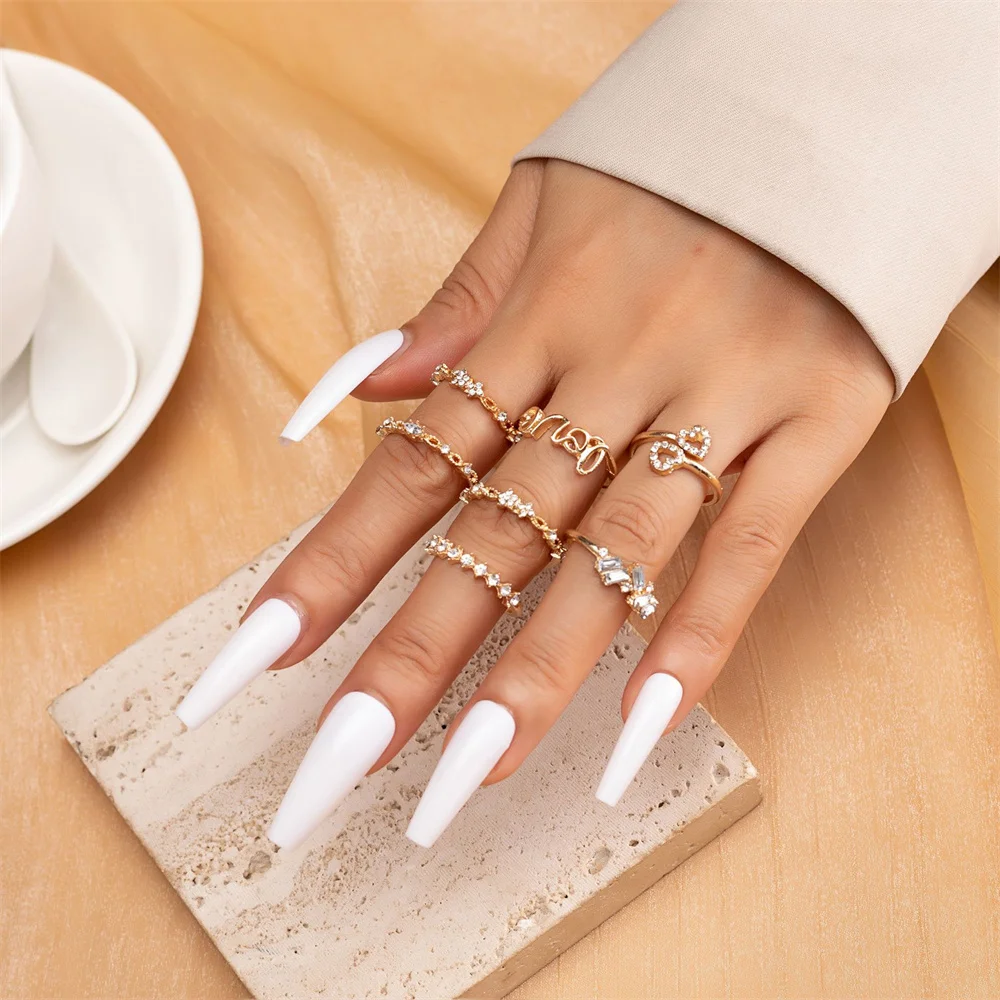 European and American Cross border New Gold Combination Joint Rings for Women Creative Fashion Love Dot Diamond 7-Piece Ring Set