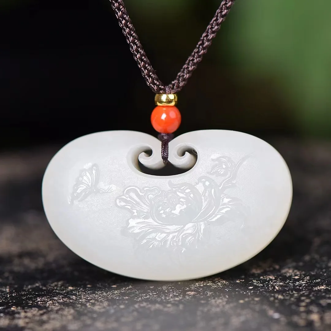 

New Style Exquisite Hetian Jade Qinghai Material Ruyi Lock Pendant Jewelry 1257#