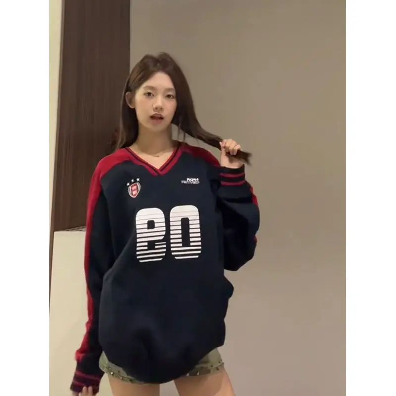 American Retro V-neck Contrasting Sweatshirt for Women in Spring Autumn Sporty Loose and Lazy Design, Niche Long Sleeved Top