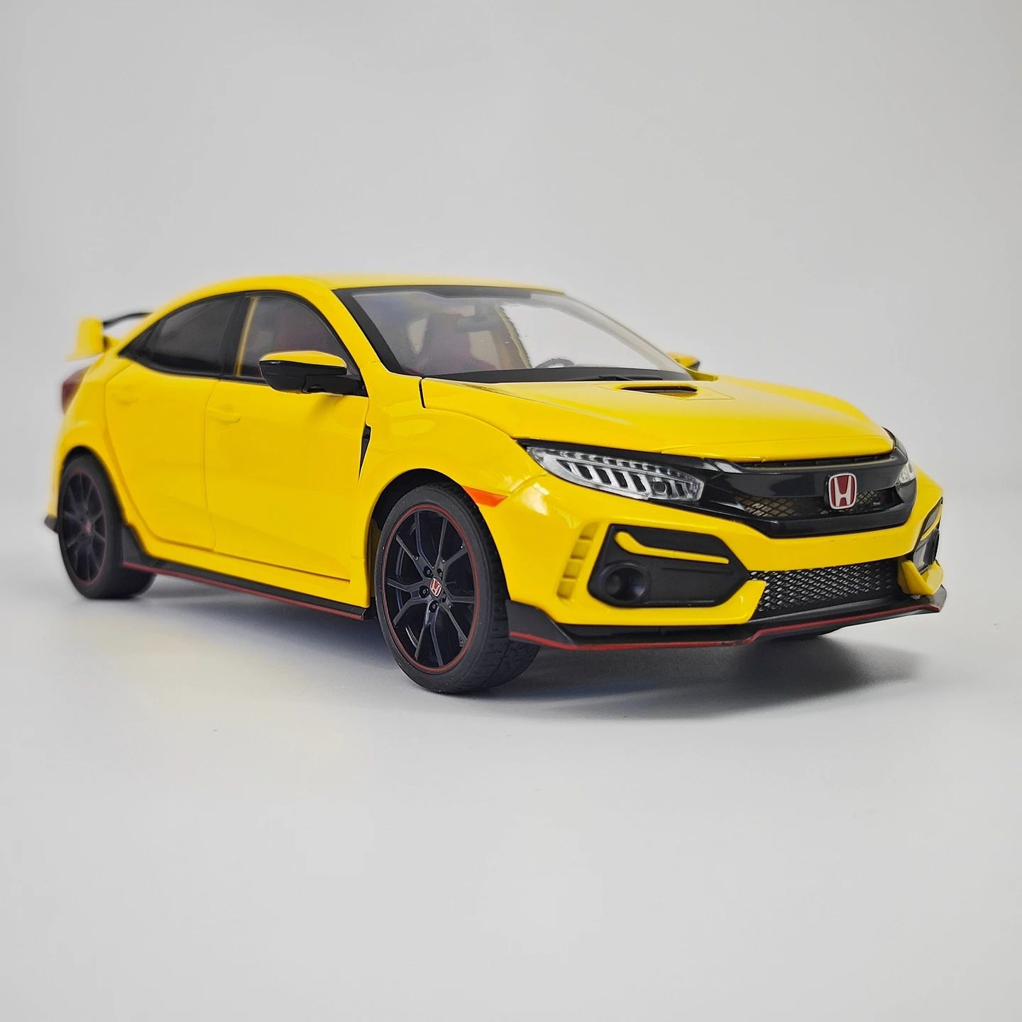 1-18-simulated-honda-civic-tpye-r-2020-alloy-car-model-doors-and-the-front-hood-and-trunk-door-can-also-be-opened