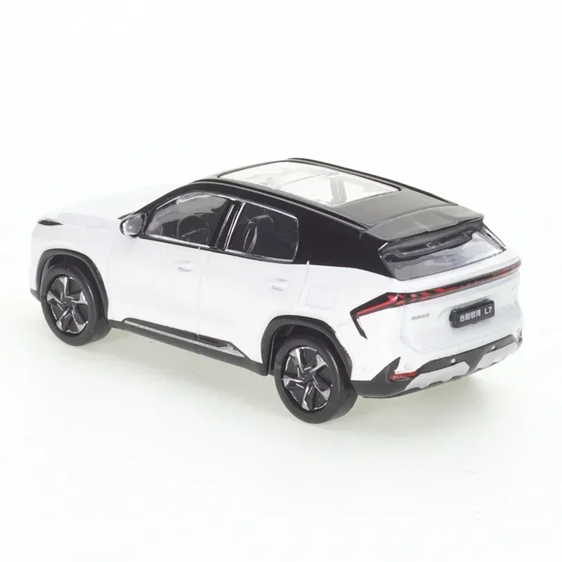 XCARTOYS 1/64 Geely Galaxy L7- Dawn White Purple Diecast Automotive Collection Car Model Toys Ornaments