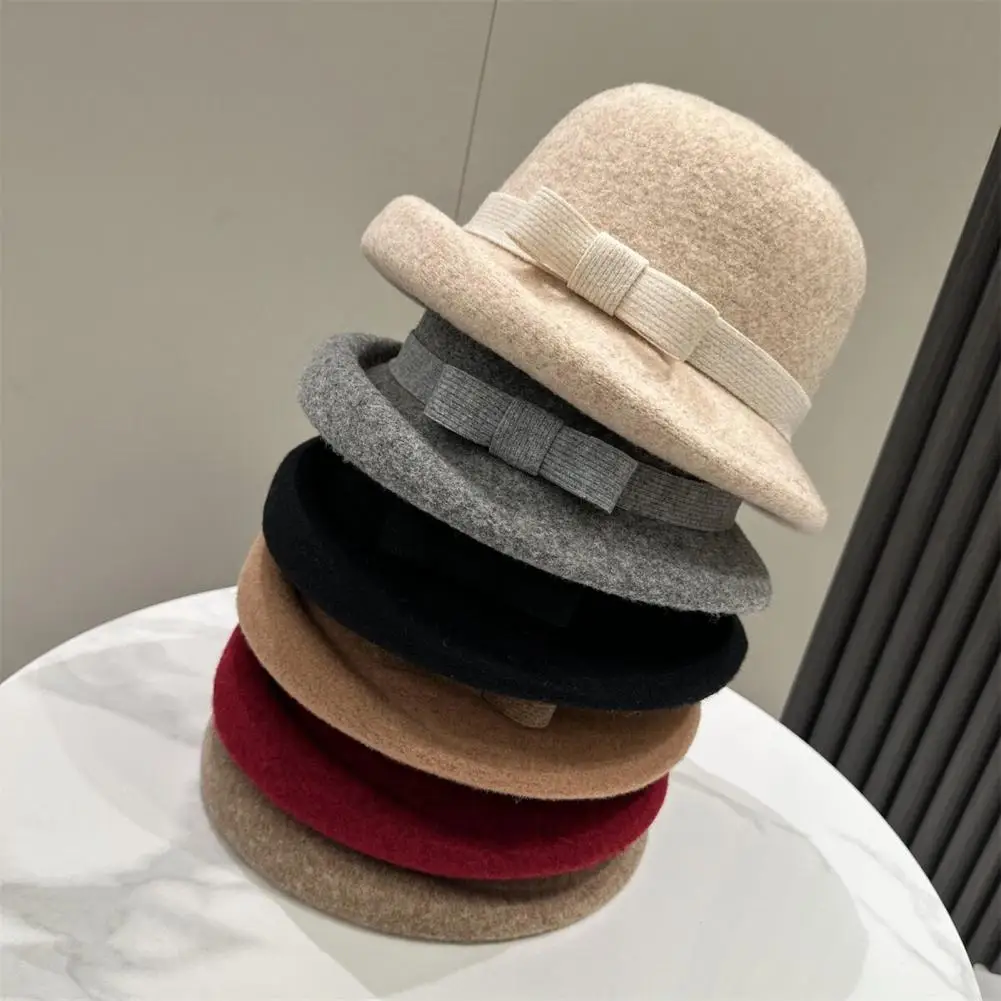Warm Winter Fedora for Women Classic Felt Cloche Hat for Women Vintage Soft Fedora Bucket Hat Short Brim Bowler Cap with for Her