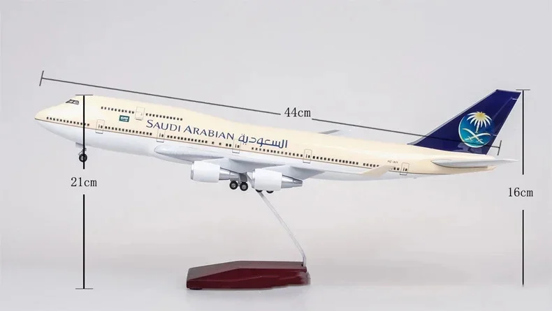47cm plane model Saudi Arabian Airlines 747 b747 resin Diecast Airplanes with Landing Gear led Collected Gift By Aviation