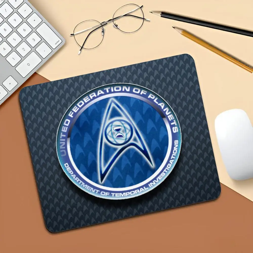 Star Movie T-Trek Soft Mouse Pad Gaming Laptops Keyboard Mat Deskmat Pc Accessories Desk Protector Mousepad Gamer Mats Anime Mau
