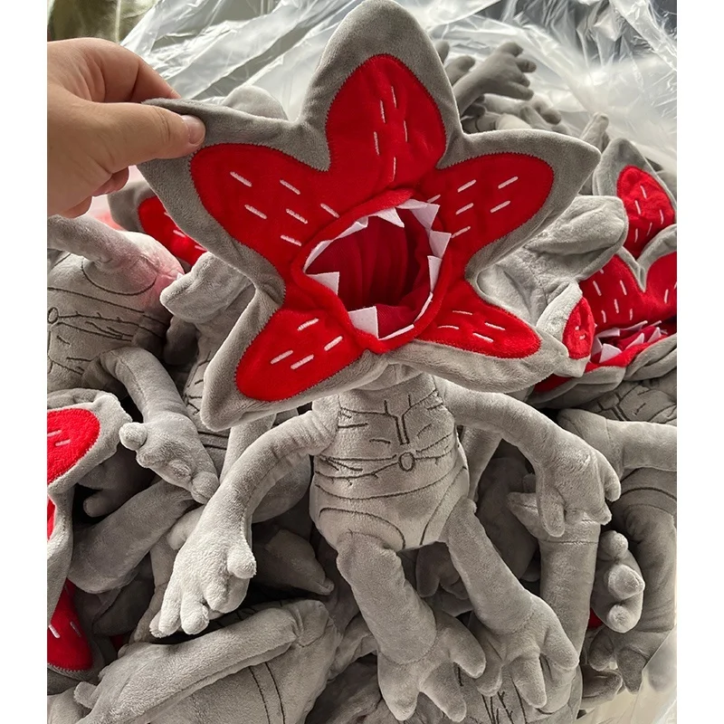 Fremde Dinge grenzüberschreitende neue seltsame Geschichten rund um Puppen Chrysantheme Monster Mann essen Blumen Plüschtiere Geschenke