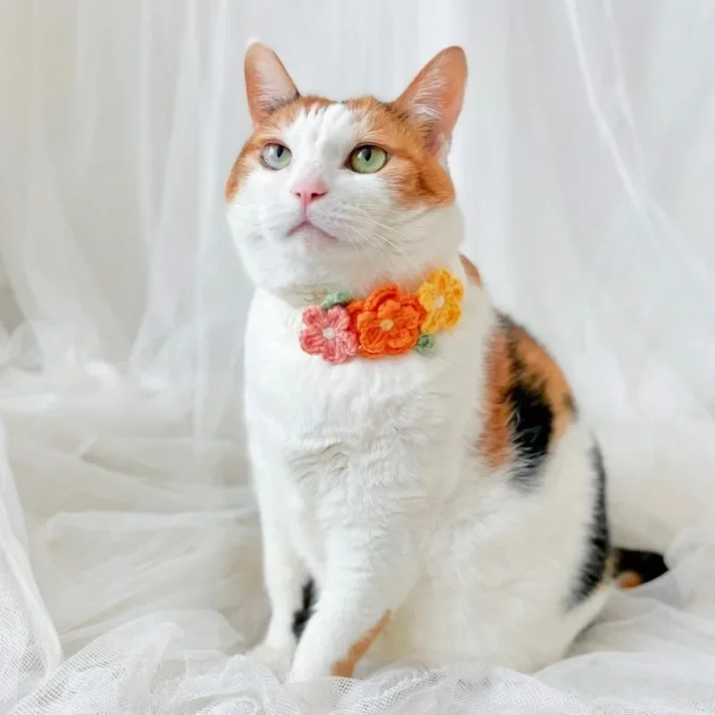 

Knitted Flower Necklace for Cat Dog Collar Choker Wedding Halloween Costume Christmas Birthday Gifts for Pet