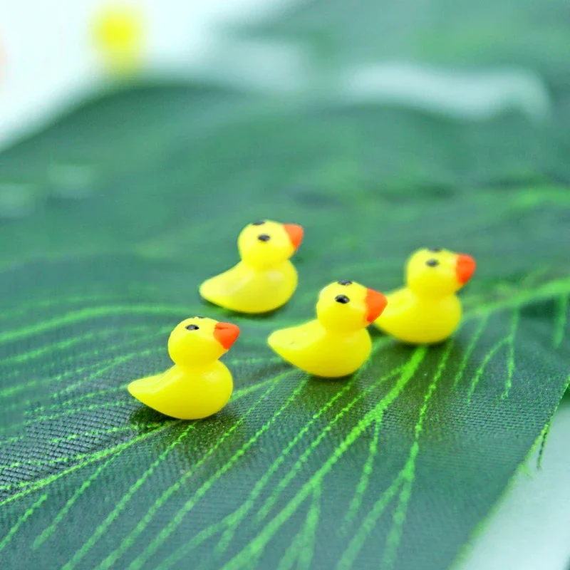 4Pcs 1/12 Dollhouse Miniature Accessories Mini Resin Little Yellow Duck Simulation Animal Model for Doll House Home Decoration