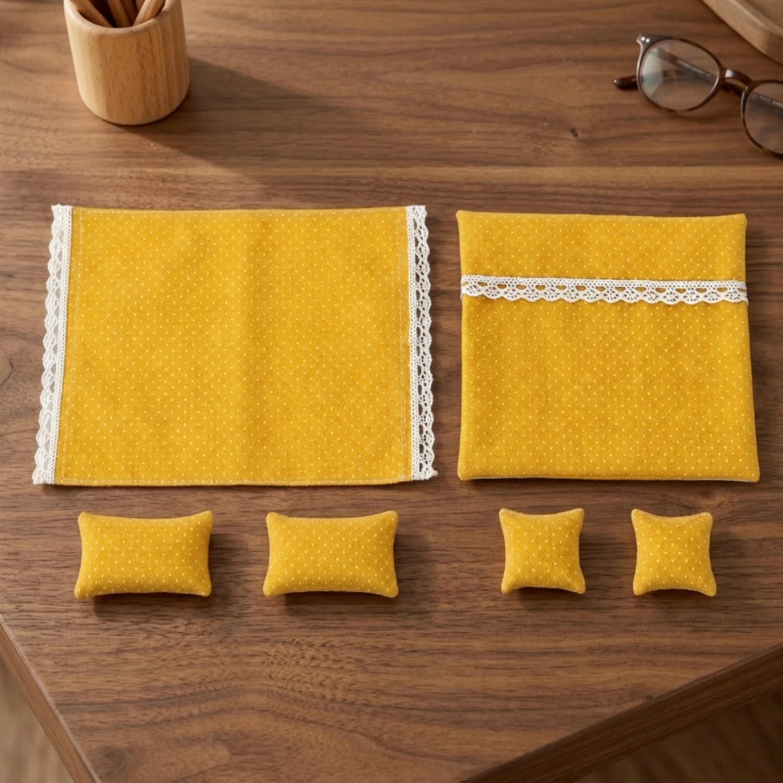 6 Pieces Dollhouse Bedding Set Lace Trim Miniature Bedding Set Dollhouse Bedroom Kit with Throw Pillows Decorative Artisanal view 5
