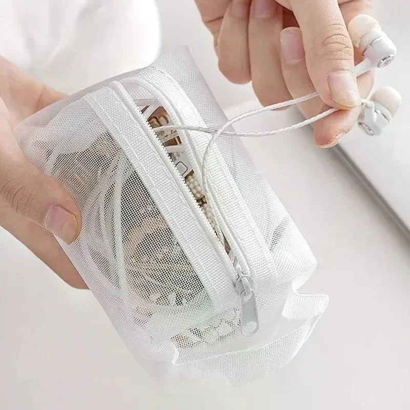 Handheld Square Nylon Mesh Cosmetic Bag Mini Wash Bag Stationery Case Coin Purse Pouch Key Lipstick Earphone Organizer view 3