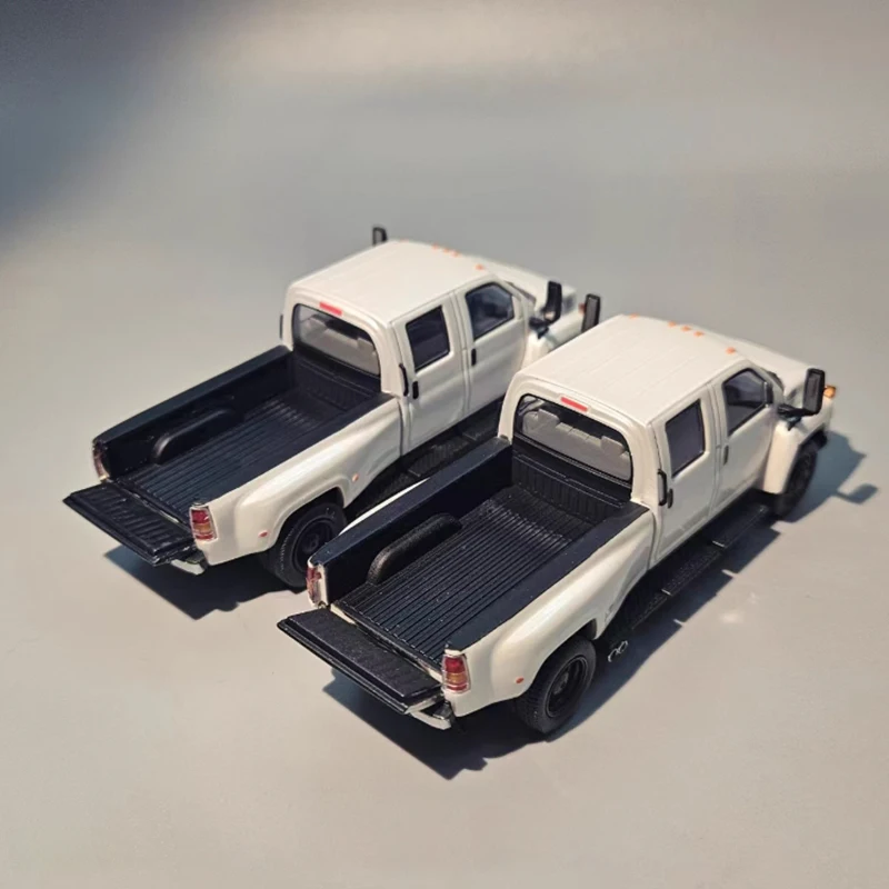 

GOC литой под давлением масштаб 1:64 Kodiak & GMC Topkick пикап из сплава модель автомобиля статическая коллекция украшенные праздничные подарки игрушки