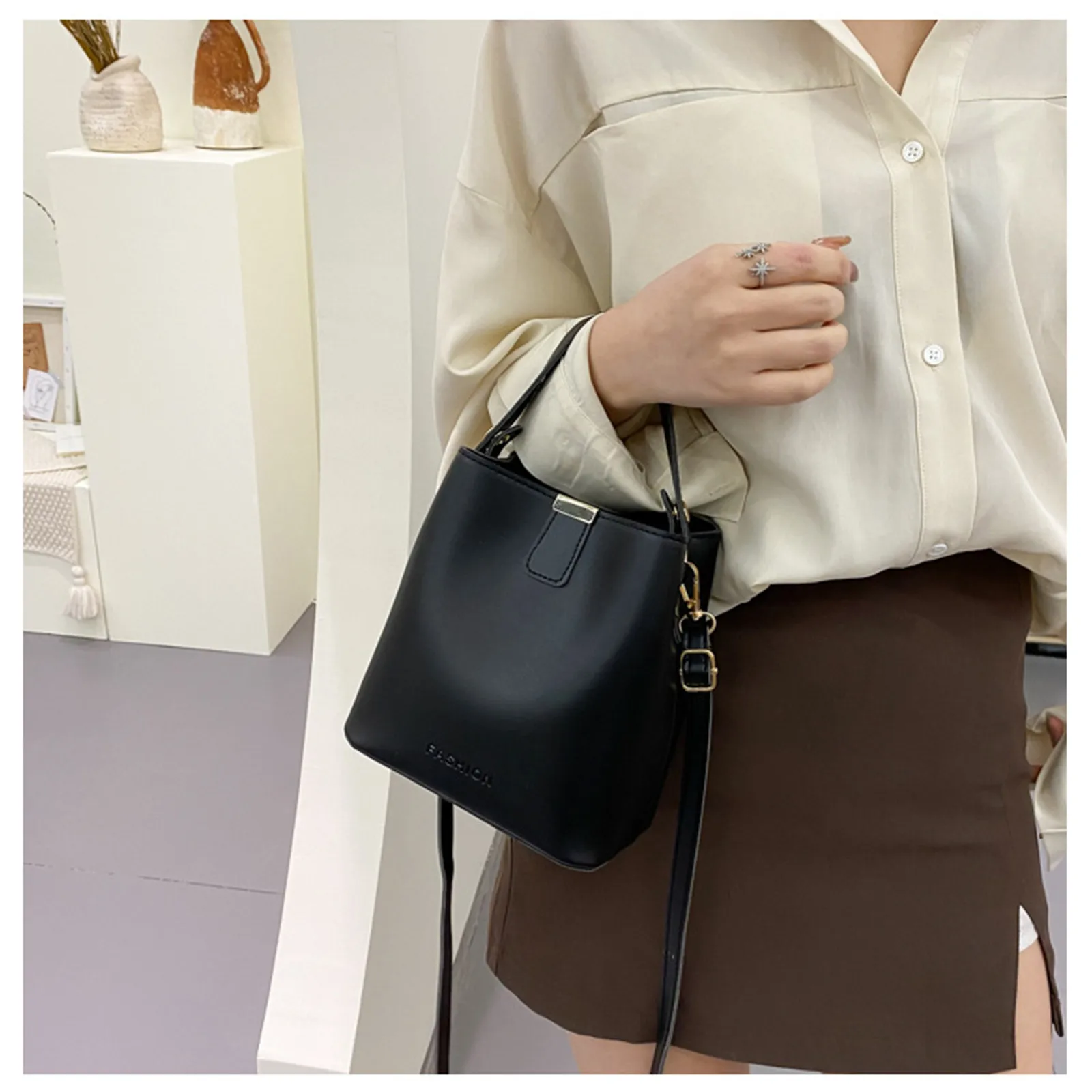 Women PU Leather Bucket Bag Casual Magnetic Buckle Handbag Fashion Simple Messenger Bag High-end Women Solid Color Shoulder Bag