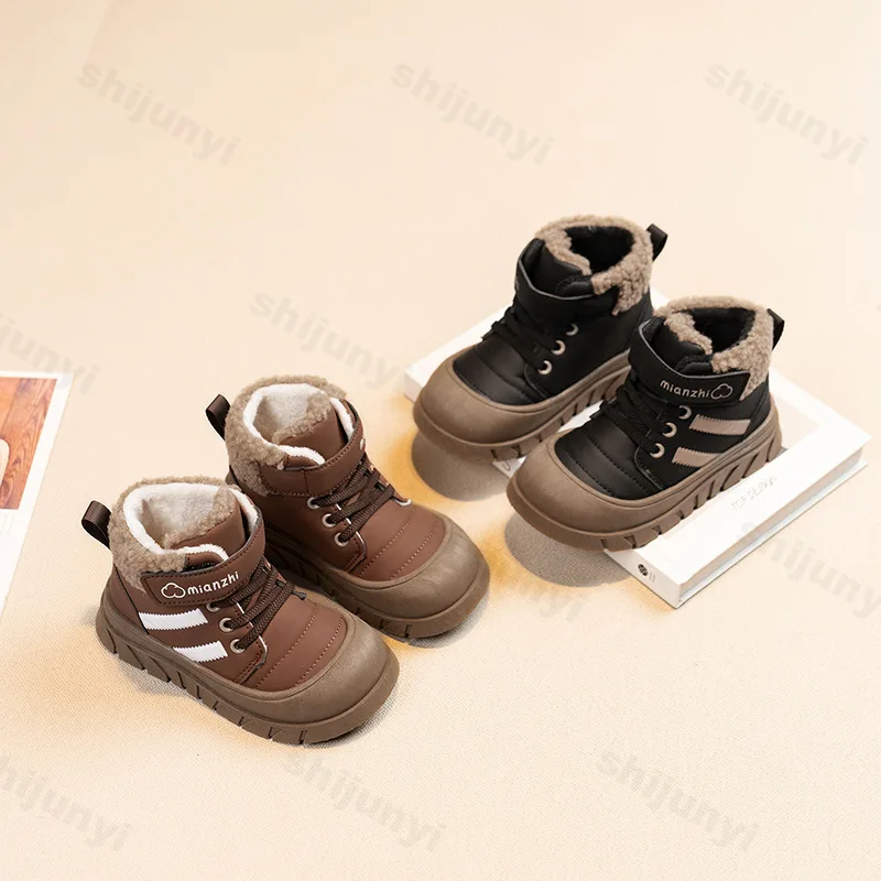 

Girls' Warm Thick Plush High Top Non Slip Snow Boots Winter 2025 Children's Vintage Versatile Soft Sole Comfortable Cotton Boots