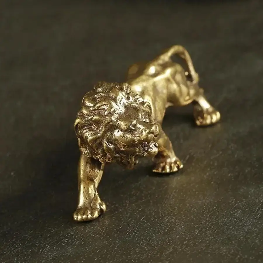 Pure Copper Lion Figurine Solid Brass Jungle King Statue Small Animal Ornament Vintage Desktop Sculpture Home Office Decor Gift