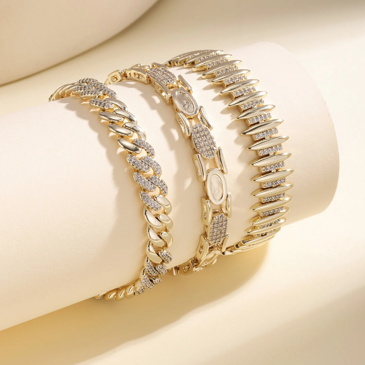 Nidin Neuerscheinung Iced Out Strass Cuban Link Armbänder Hip Hop Bling Kristall Handgelenkschmuck für Frauen Männer Tägliche Party Geschenke – Detail 1